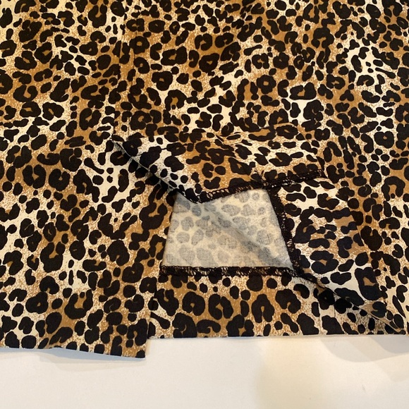 Will Smith Leopard print pencil skirt 20”, side zip, kick flap @ back EUC size 4 - Picture 10 of 15